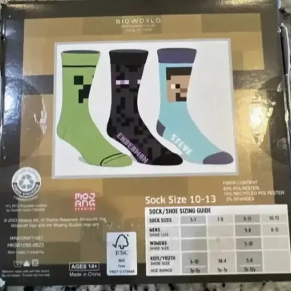 Bioworld Minecraft Themed Socks - Green, Black, Brown